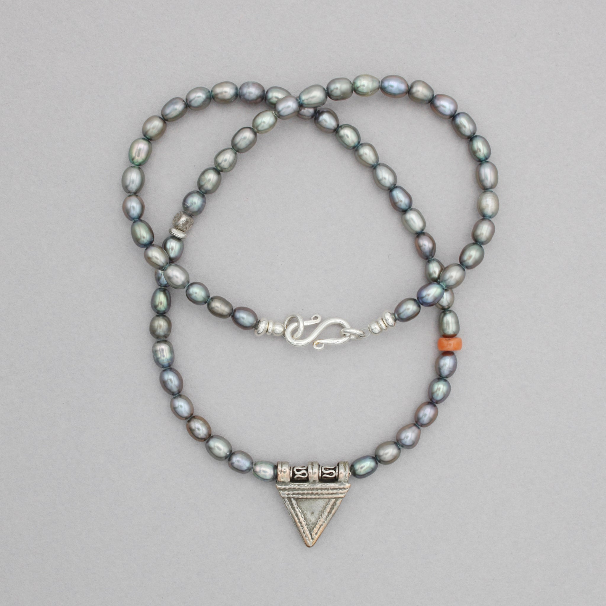 Pearl Telsum Necklace